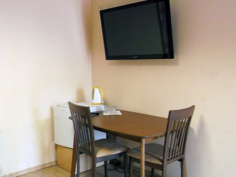 TV and multimedia, Dining area