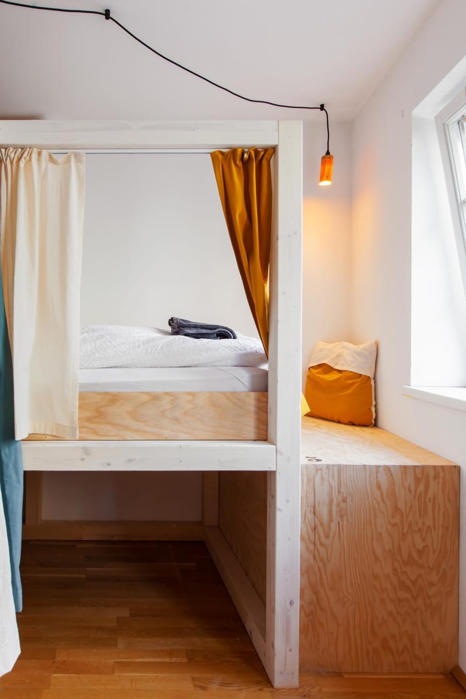 Bed, Bedroom, bunk bed