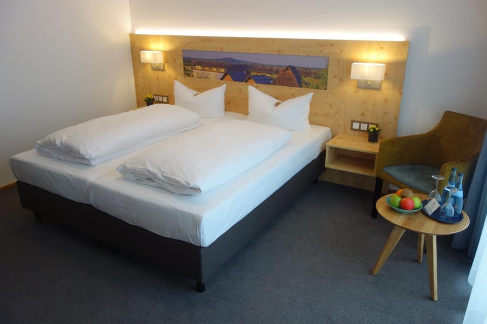 Bed, Photo of the whole room
