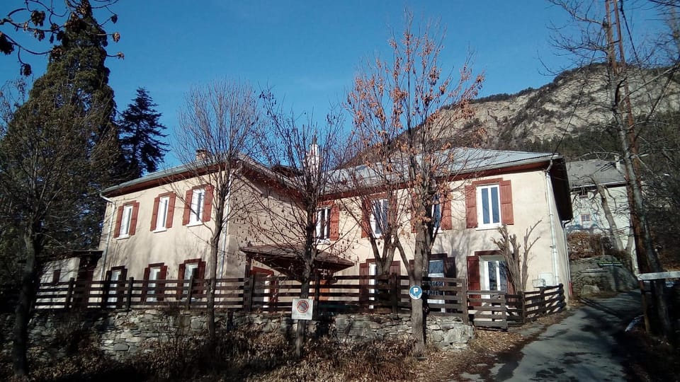 Maison familiale des Gueyniers Bed and Breakfast in Piedmont
