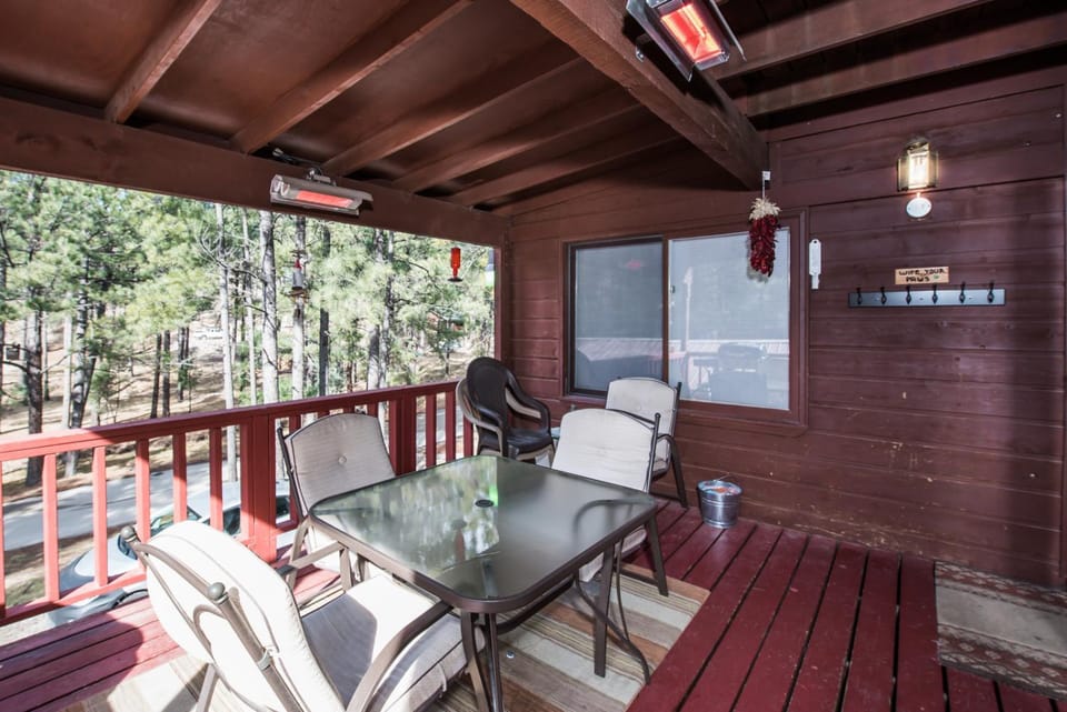 Patio, Natural landscape, Balcony/Terrace, Seating area, heating