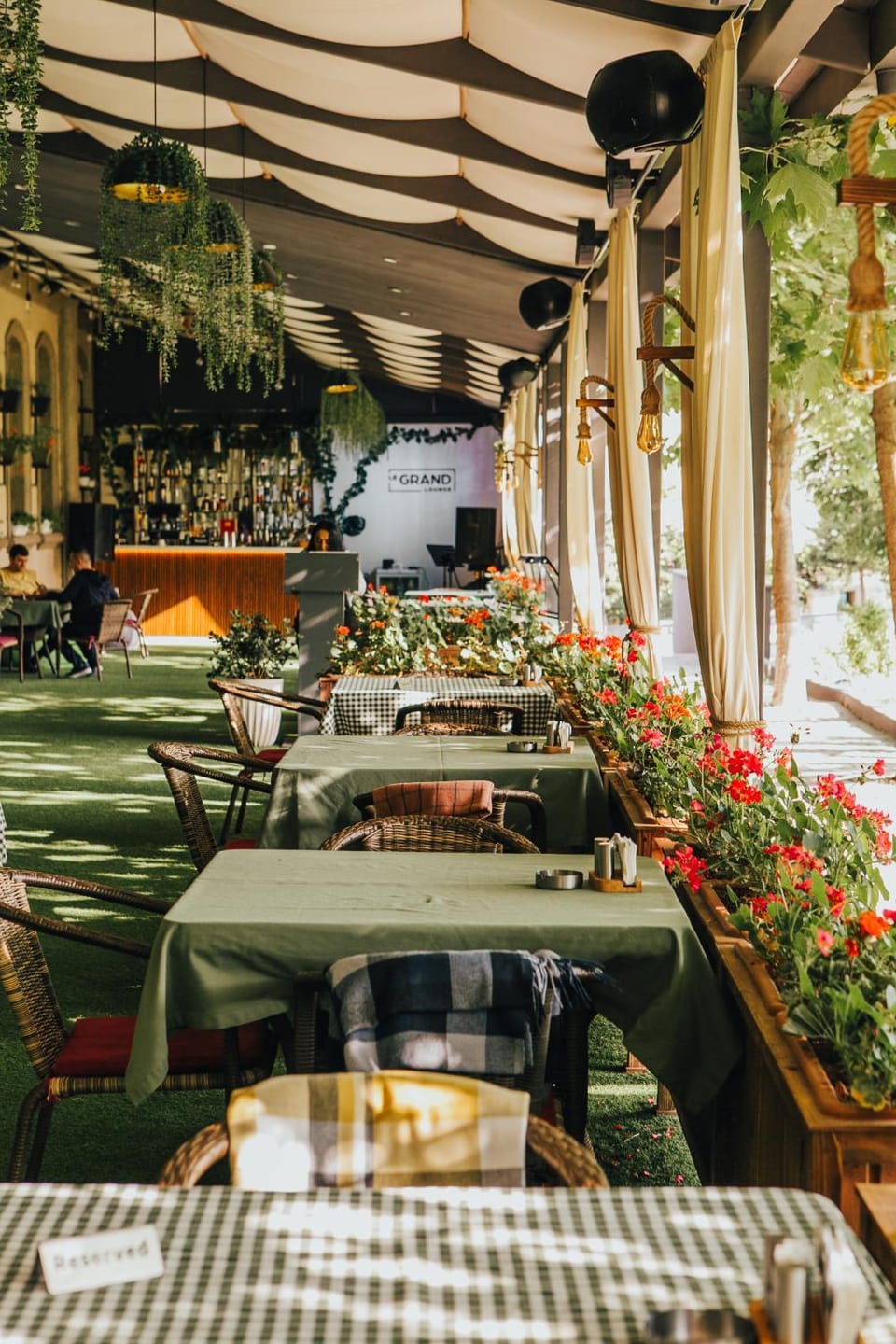 Restaurant/places to eat, Banquet/Function facilities, Seating area, Area and facilities, Breakfast, Sunrise, Sunset, children