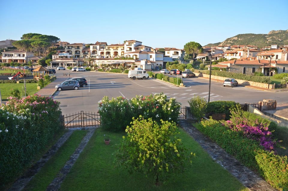 Neighbourhood, City view, Street view