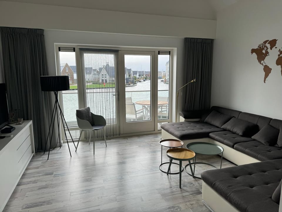 Boothuis Harderwijk Apartment in Zeewolde