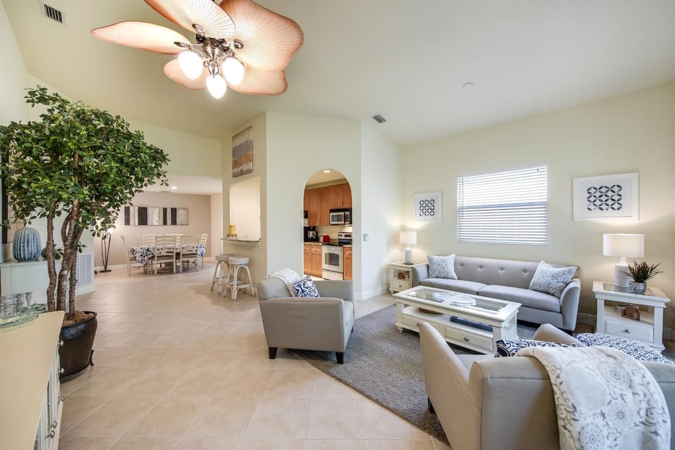 Living room, Seating area, Dining area, furniture, kitchen