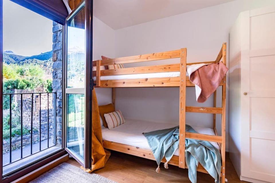 El Nido del Pirineo Estilo y Calidez en Villanúa Apartment in Villanúa