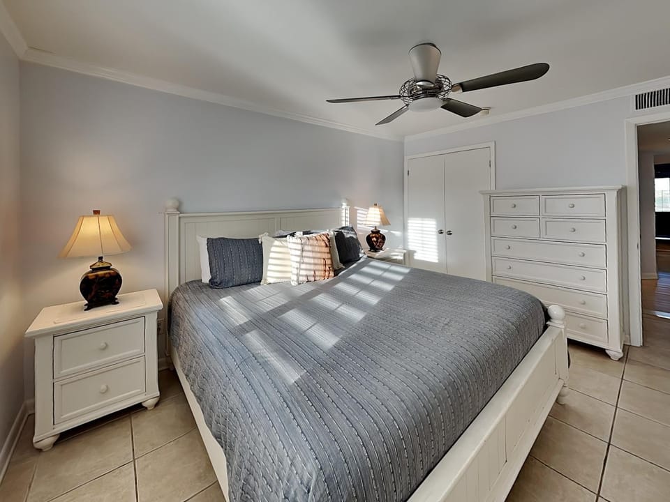 Bed, Bedroom, furniture, wardrobe