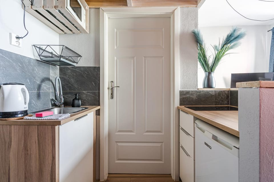 Kitchen or kitchenette, stove