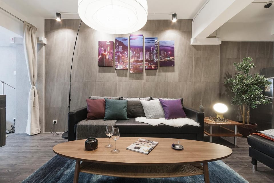 Living room, Seating area