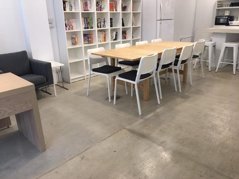 Communal lounge/ TV room