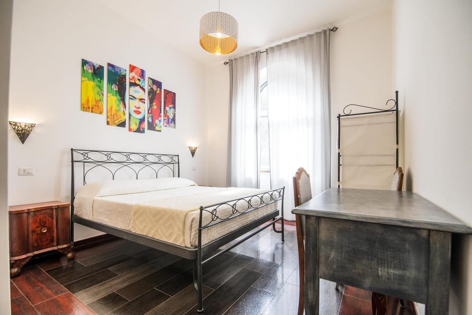 Bed, Photo of the whole room, Bedroom, hair dresser