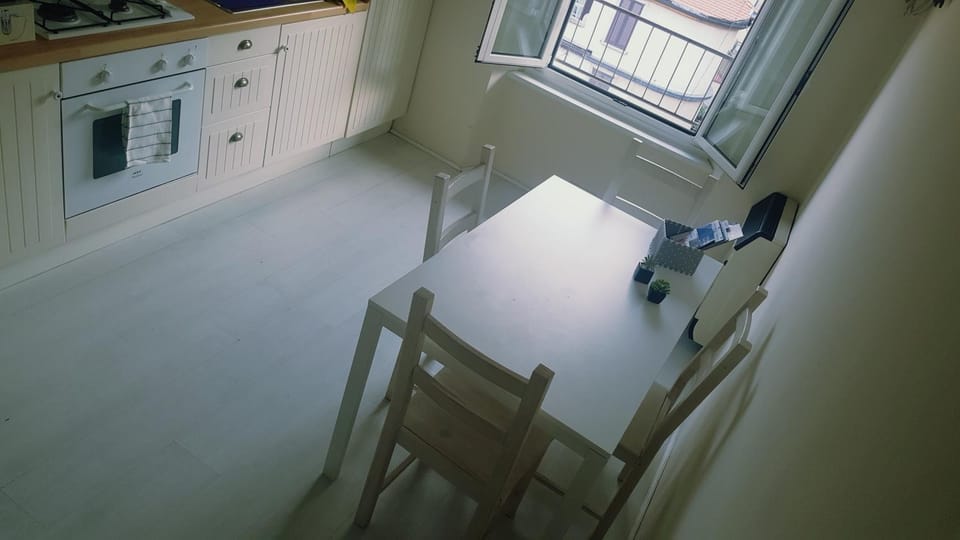 Kitchen or kitchenette, Living room, Dining area