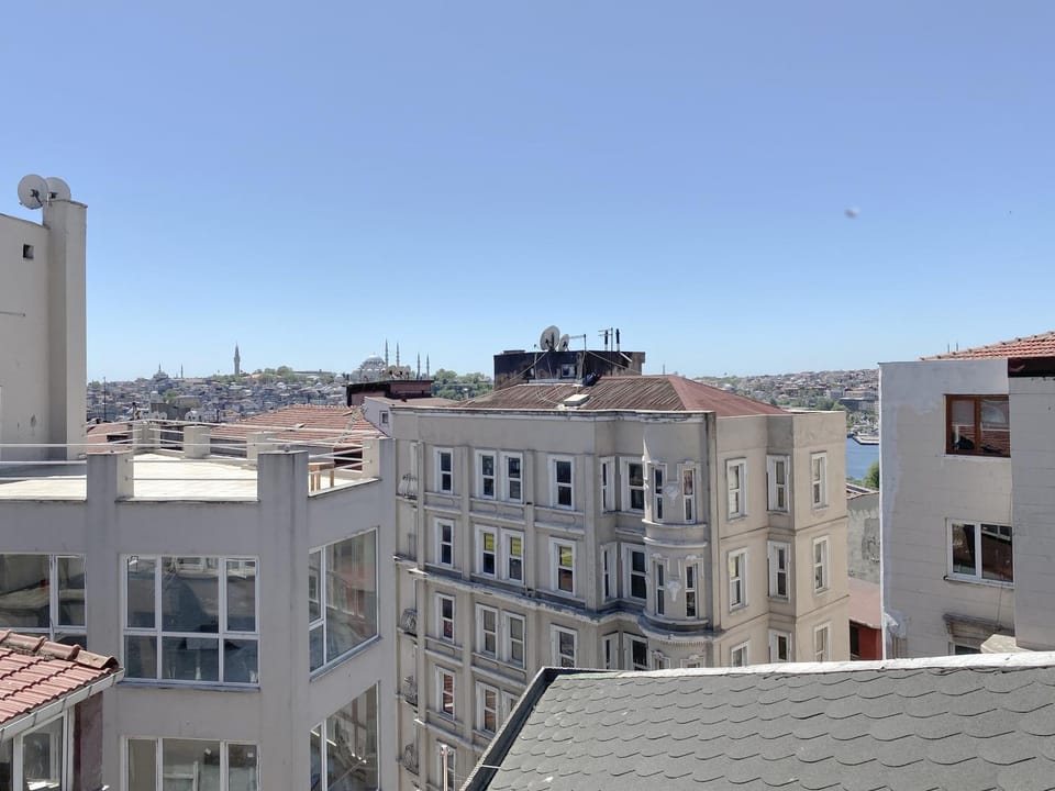 Neighbourhood, City view