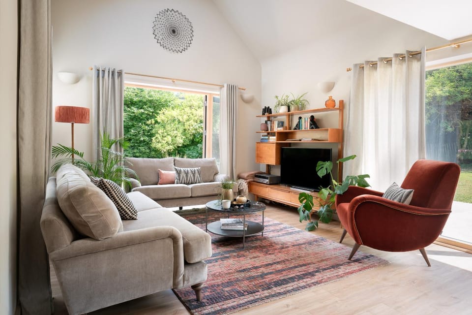 Communal lounge/ TV room, Living room
