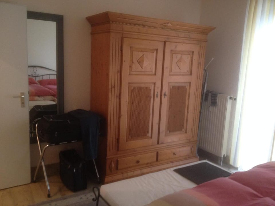 Bedroom, wardrobe