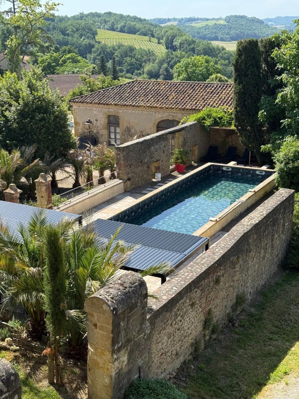 Swimming pool