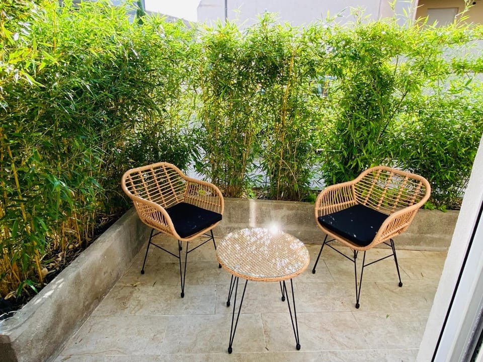 Feel@Home Nemausus « Le 42 » Apartment in Nimes
