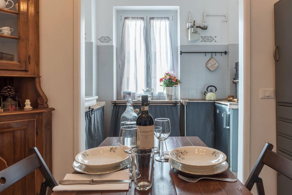 Coffee/tea facilities, Kitchen or kitchenette