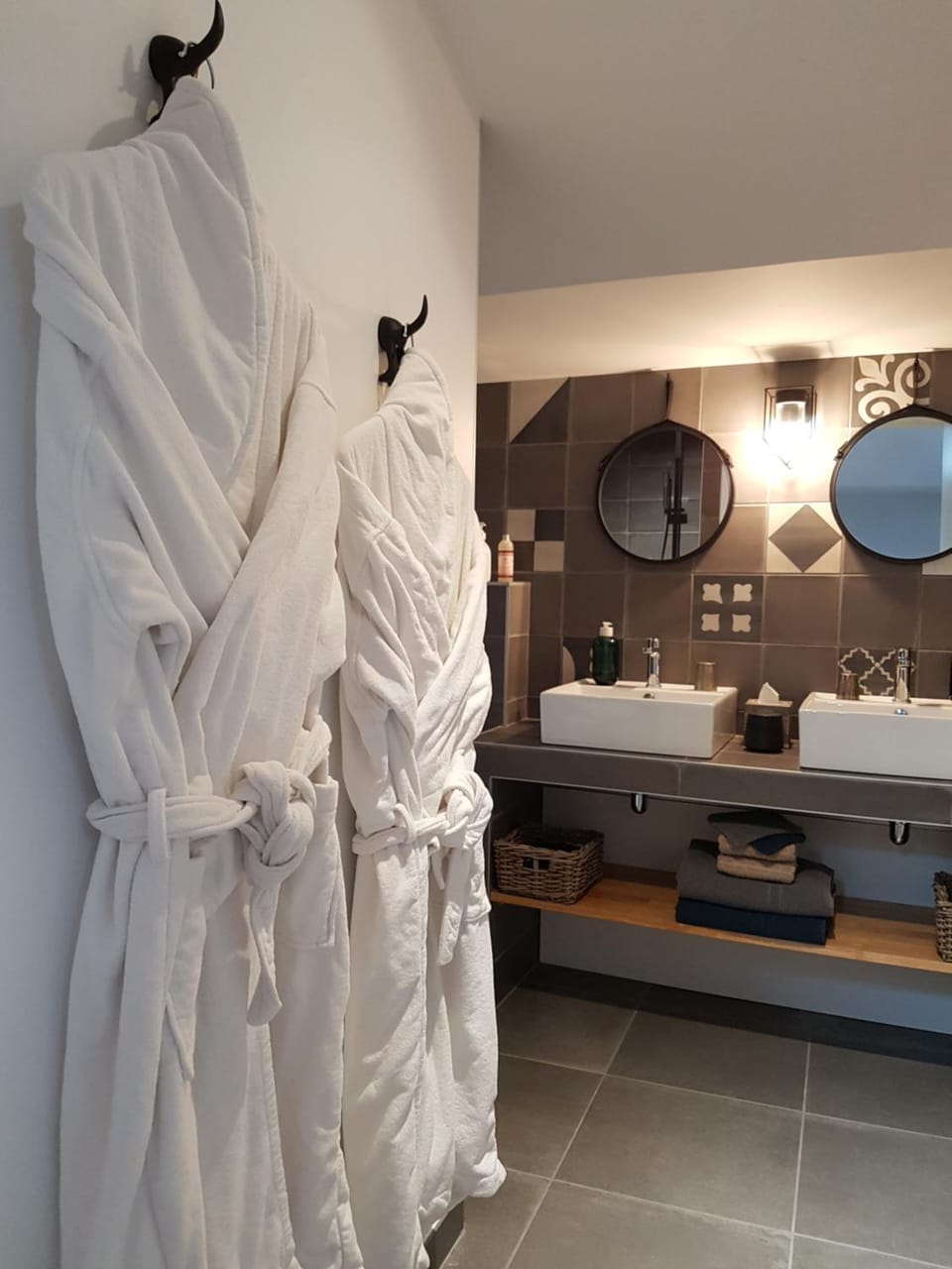 Shower, Garden, Bathroom