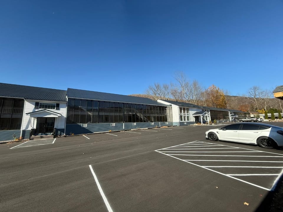 Property building, Day