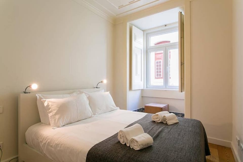 GuestReady - Sleek flat near Santa Justa Lift Apartment in Lisbon