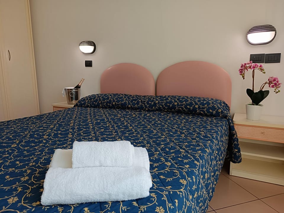 Residence Queen Mary Apartment hotel in Cattolica