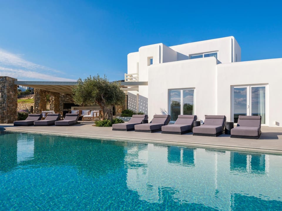 Property building, Patio, Natural landscape, Seating area, sunbed