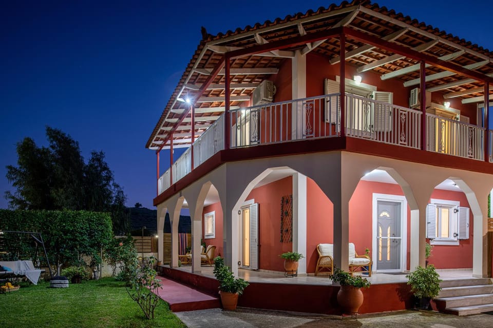 Property building, Facade/entrance, Garden