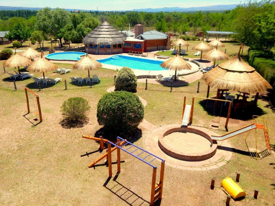 Area and facilities, Swimming pool