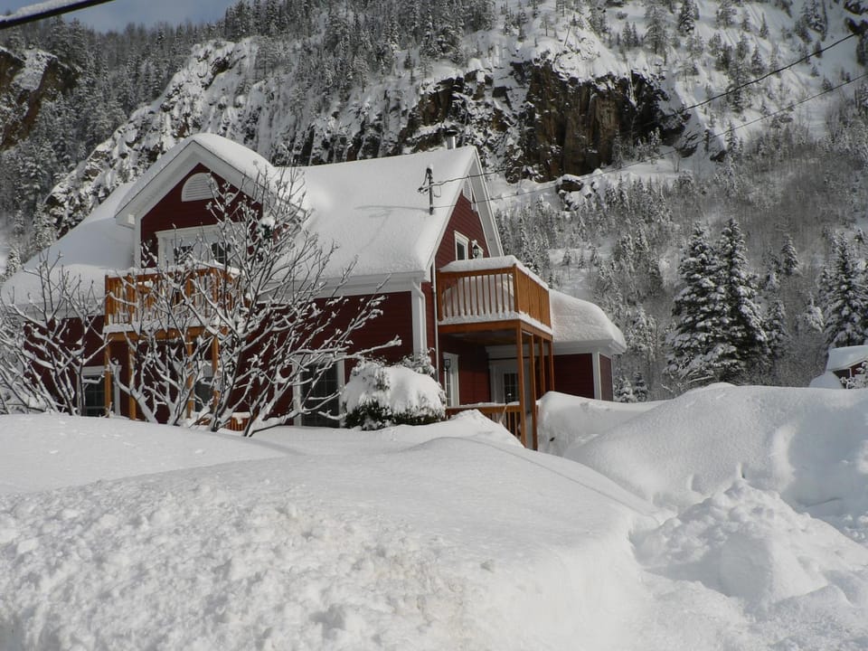 Property building, Winter