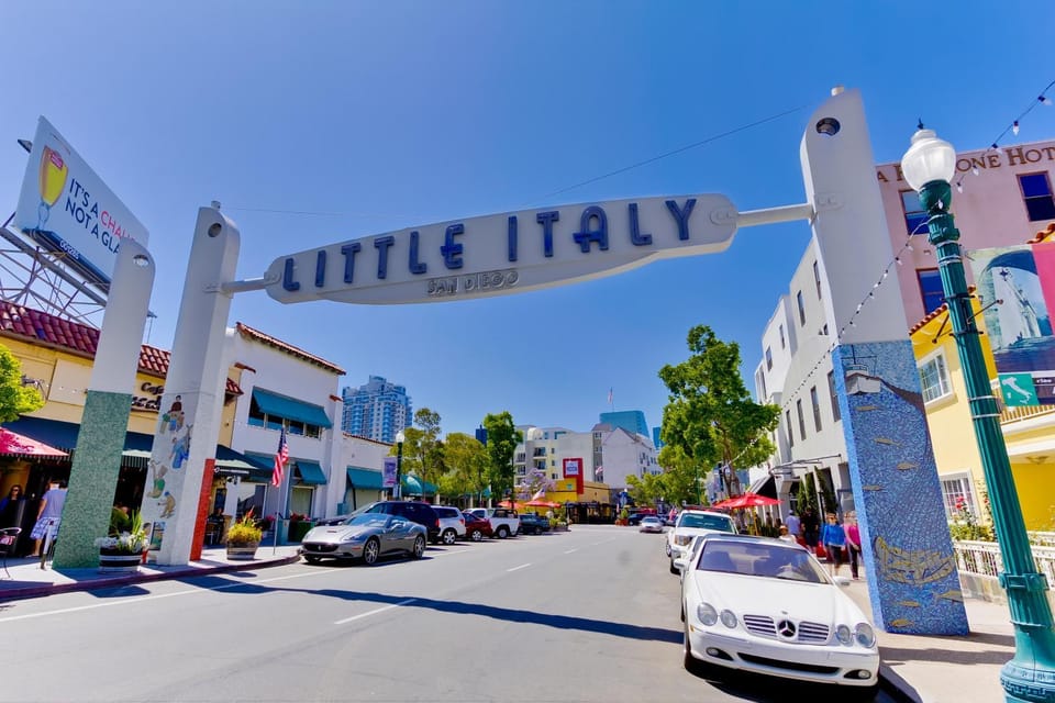 Nearby landmark, Restaurant/places to eat, Neighbourhood, Area and facilities, Supermarket/grocery shop, Shopping Area