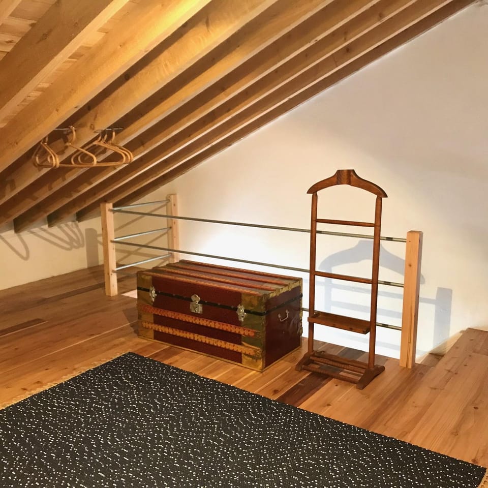 Decorative detail, Bedroom