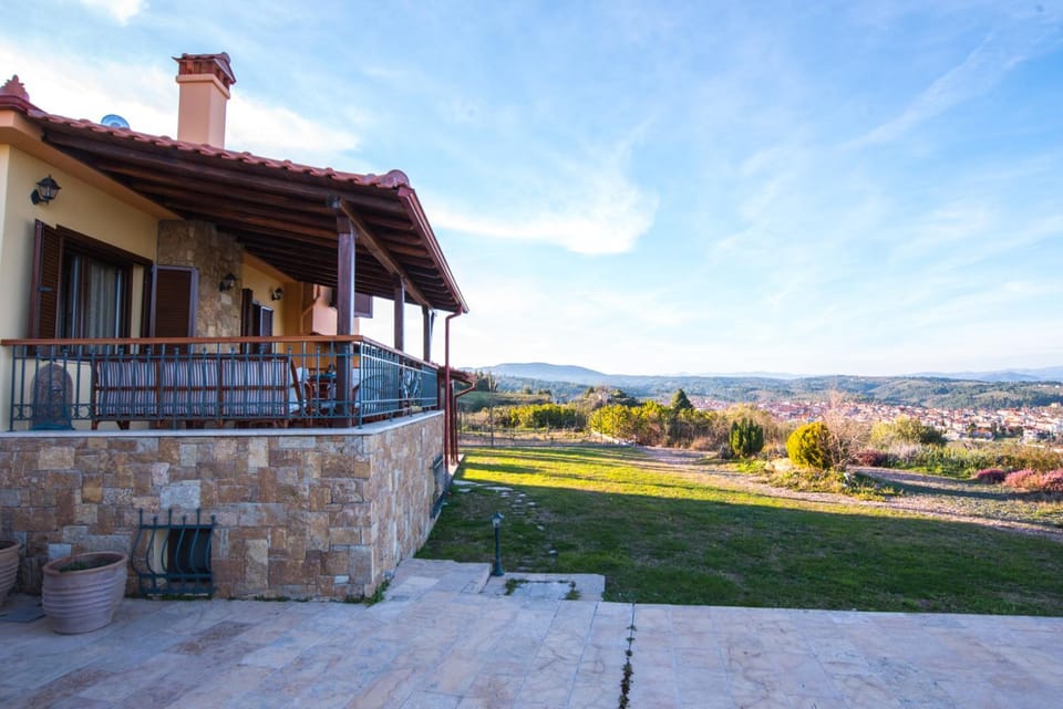 Property building, Natural landscape, View (from property/room), Balcony/Terrace, Mountain view
