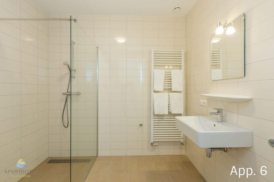 Welcome in - Aparthotel Zoutelande - 4 & 6 persoons app huisdiervriendelijk - 50m van het strand Apartment in Zoutelande