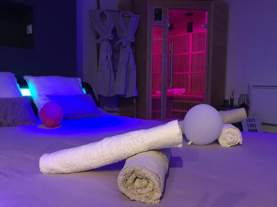 Sweet love romantique by locationslepuyenvelay Apartment in Auvergne-Rhône-Alpes