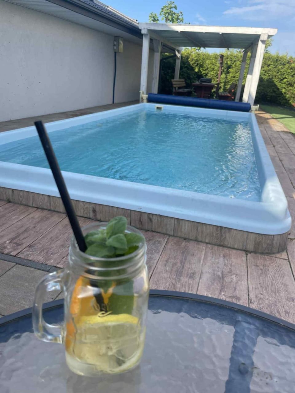 Swimming pool, Swimming pool