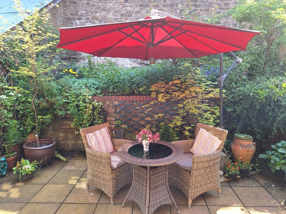 19 Upper Linney House in Ludlow