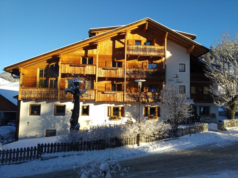 Property building, Winter