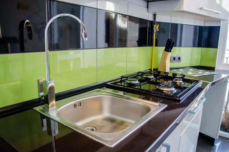 Апартаменти Галицька без вимикань світла Apartment in Lviv