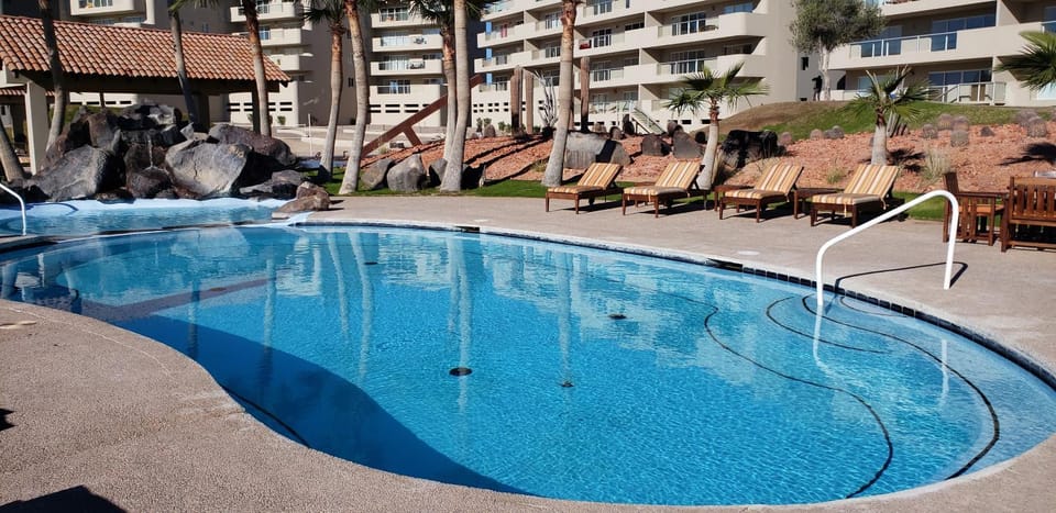 Swimming pool, Swimming pool