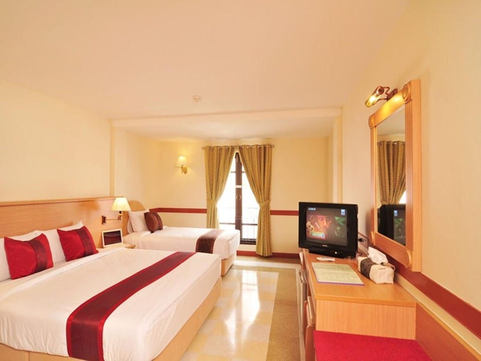 TV and multimedia, Photo of the whole room, Bedroom