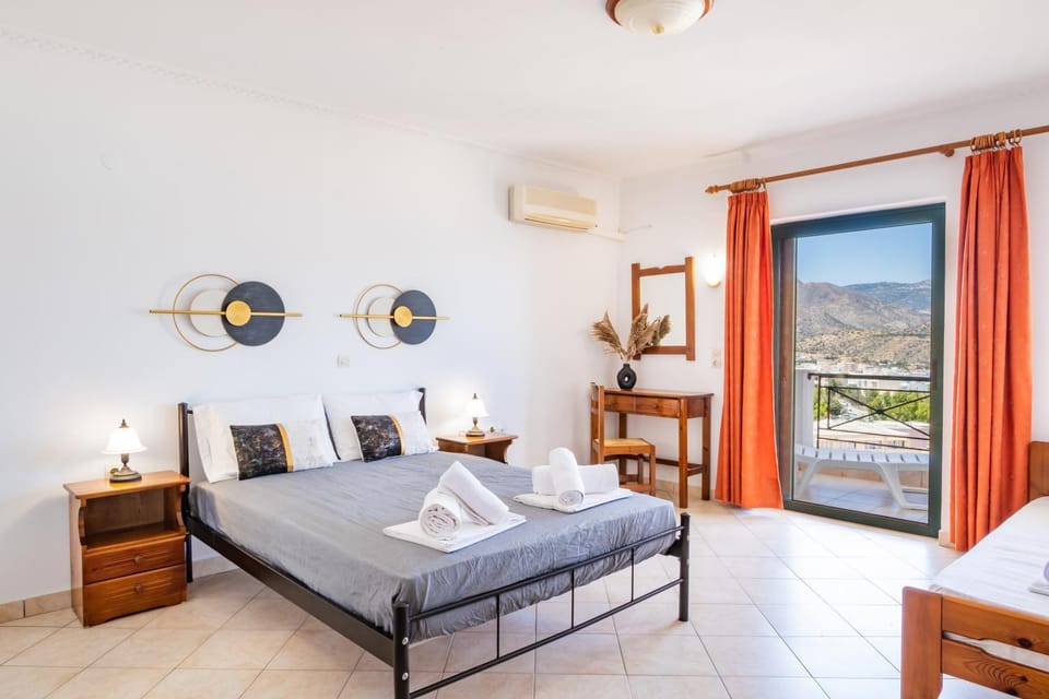 Fronis Studios Apartment in Karpathos