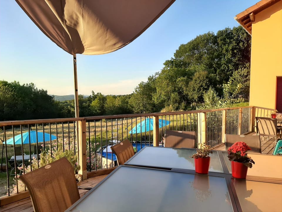 Balcony/Terrace, Pool view