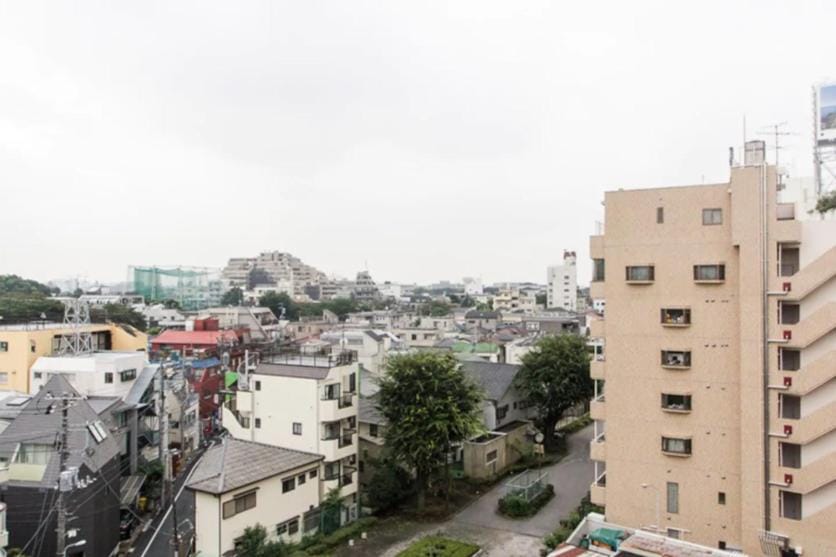 Dwell Urban 7B Apartment in Shibuya