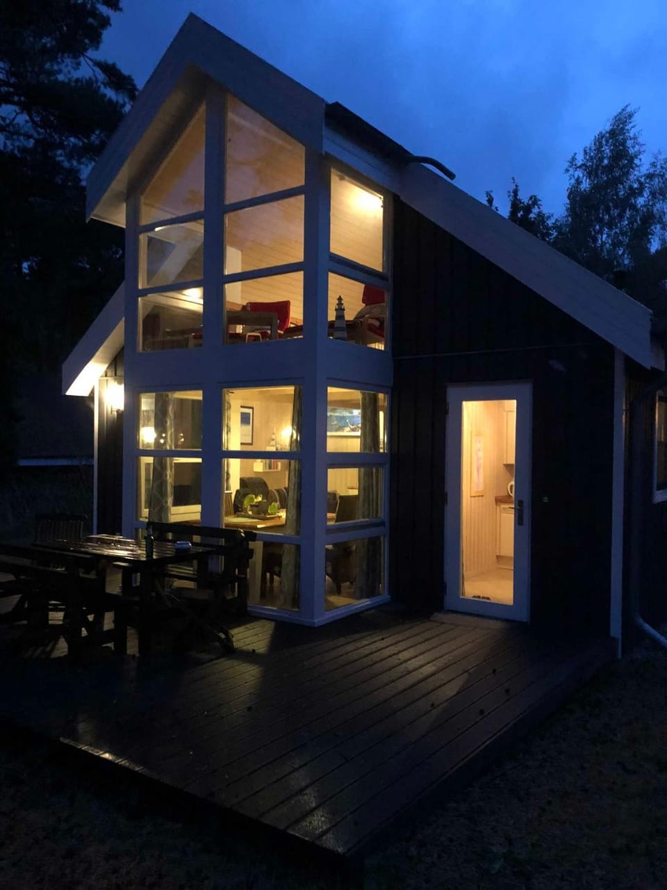 Property building, Night