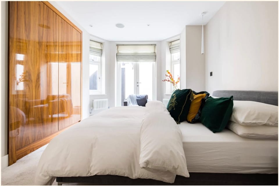 Home Sweet Hampstead Heath Apartment in London Borough of Camden