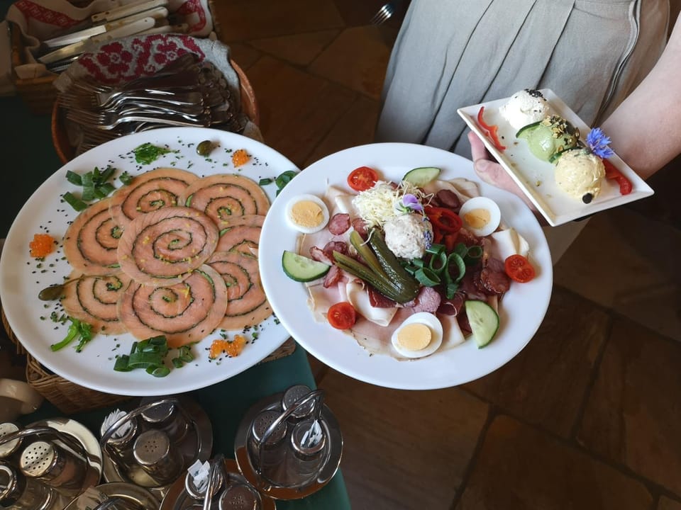 Food and drinks