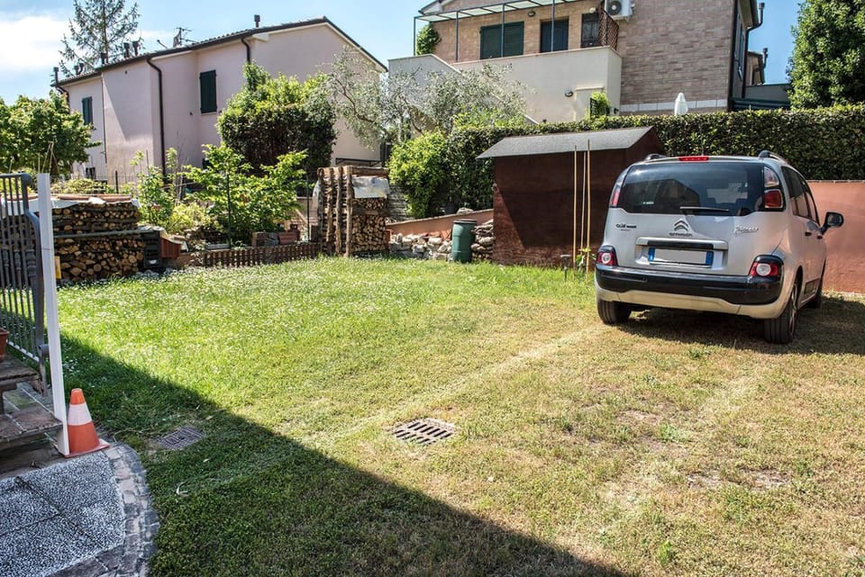 N011 - Numana, nuovo bilocale con giardino Apartment in Sirolo