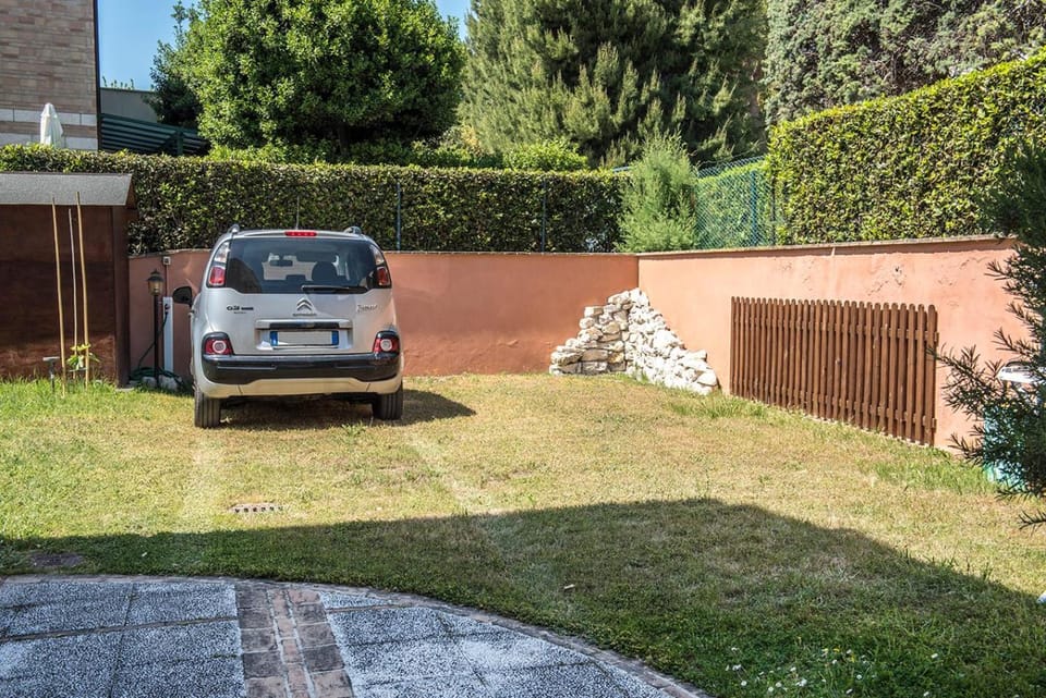 N011 - Numana, nuovo bilocale con giardino Apartment in Sirolo