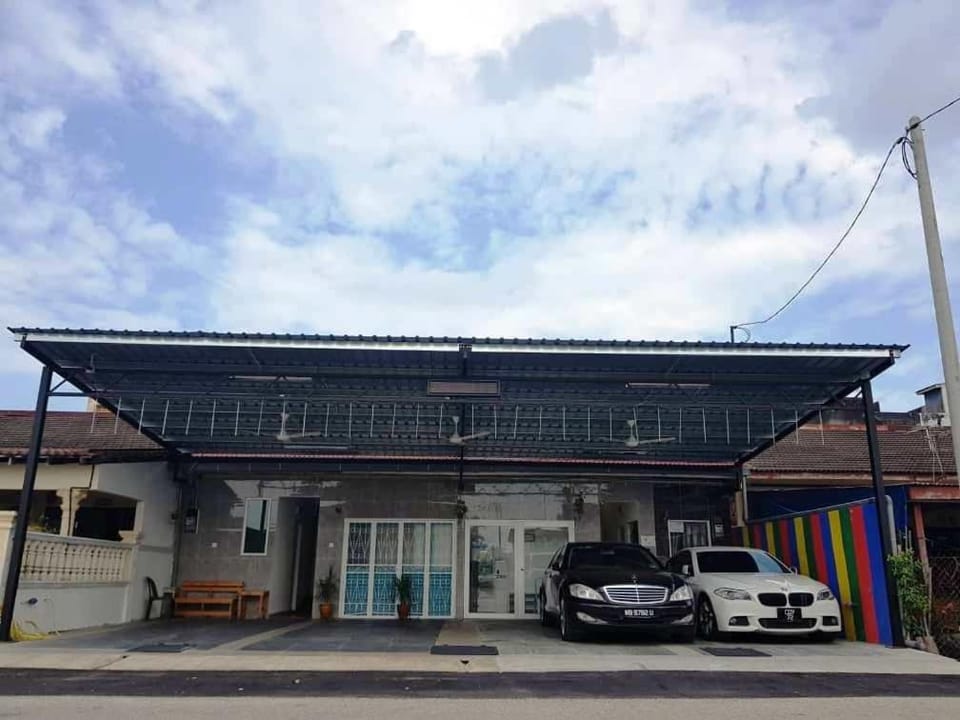 Property building, Parking